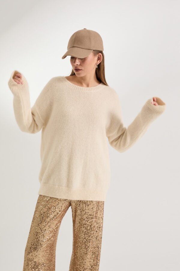 Ecru sweter z domieszką alpaki SOFT ALPACA