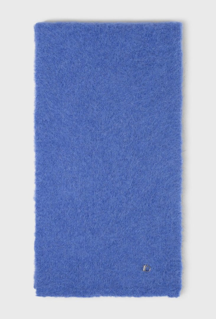 blau-flauschiger-schal-03 niebieski-puszysty-szal-03